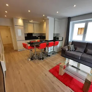 https://altissim-apartments.andorra-la-vella-hotels.net