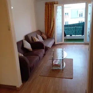 Apartment Le Grand Robinson Rer B, Le Plessis-Robinson